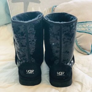 Authentic UGGs black sequin size 7